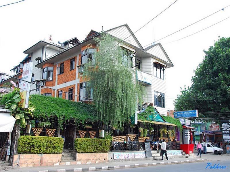 Hotel Meera Pokhara Exterior foto