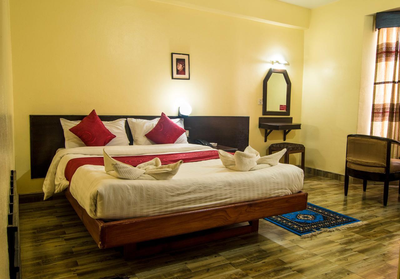 Hotel Meera Pokhara Exterior foto