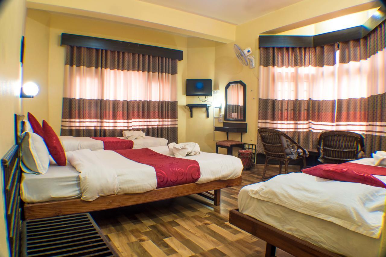 Hotel Meera Pokhara Exterior foto