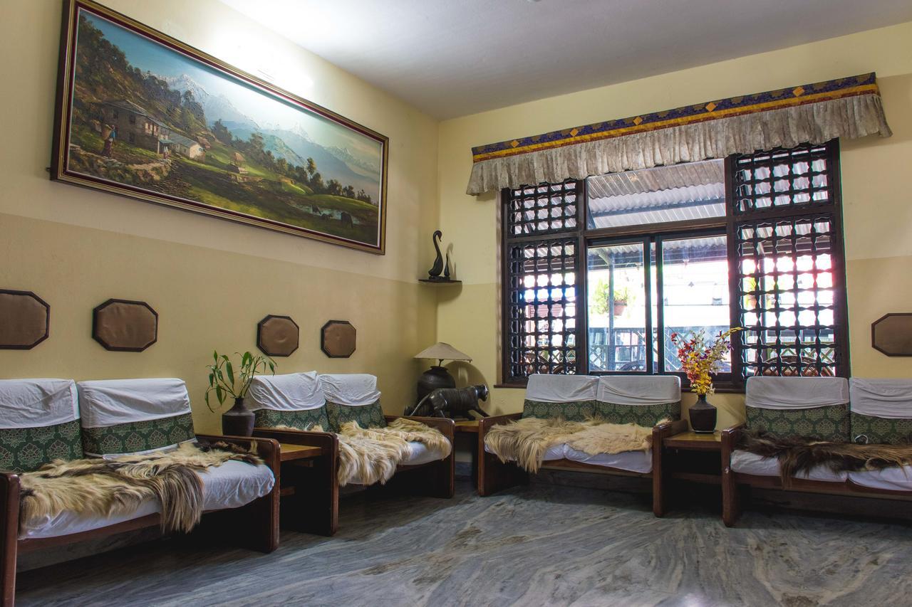 Hotel Meera Pokhara Exterior foto