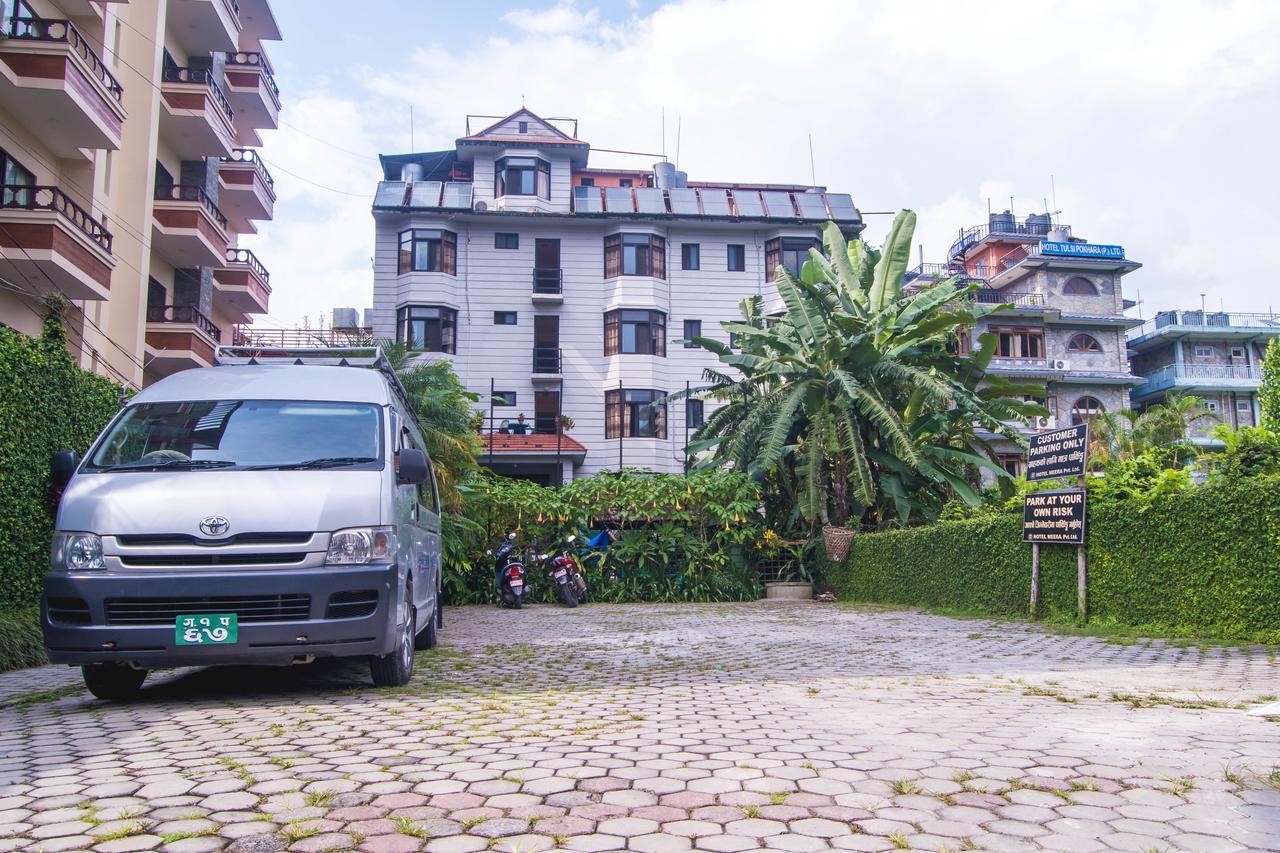 Hotel Meera Pokhara Exterior foto